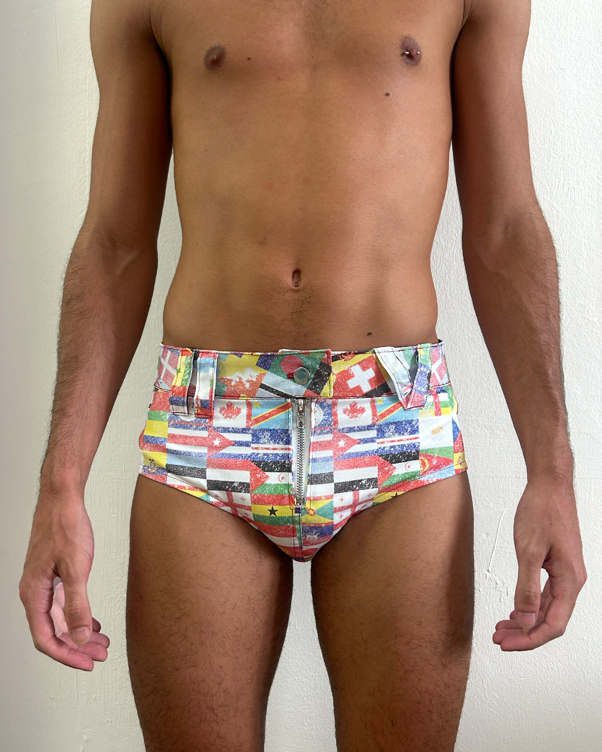 SHORT SHORTS (Flag Print)