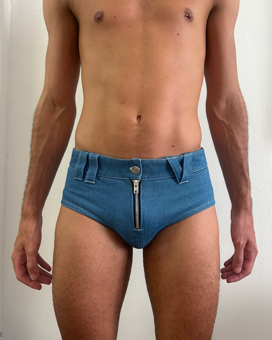 SHORT SHORTS (Blue Denim)